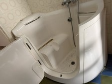 Vasca bagno verticale usato  Calderara di Reno