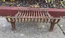 Grelha de lareira antiga vintage 24" ferro fundido resistente 9"H comprar usado Grelha de lareira antiga vintage 24" ferro fundido resistente 9"H comprar usado  Enviando para Brazil