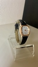 Montre petite quartz d'occasion  La Garenne-Colombes