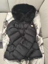 Giubbotto moncler donna usato  Seveso