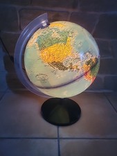 Globe terrestre lumineux d'occasion Globe terrestre lumineux d'occasion  Plonéour-Lanvern