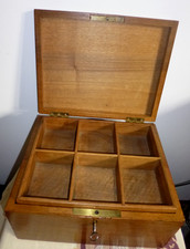 Ancienne grande boîte d'occasion Ancienne grande boîte d'occasion  Noisy-le-Grand