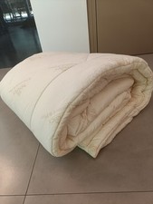 Trapunta piumone coperta usato  Avio