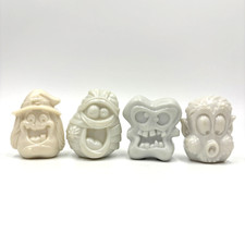 Logotipos de Halloween monstro ossos loucos McDonald's bruxa múmia esqueleto lobisomem, usado comprar usado  Enviando para Brazil