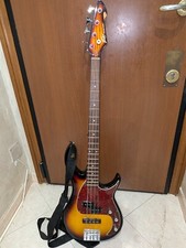 Basso elettrico peavey usato  Roma