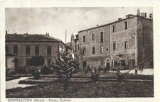 Montalcino siena piazza usato  Uzzano