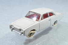 dinky toys ford taunus 559 d'occasion dinky toys ford taunus 559 d'occasion Is-sur-Tille