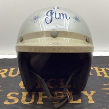 CAPACETE VINTAGE -78 BELL MAGNUM II PRATA COM LISTRAS PERSONALIZADAS “JIM” PINTADAS À MÃO comprar usado CAPACETE VINTAGE -78 BELL MAGNUM II PRATA COM LISTRAS PERSONALIZADAS “JIM” PINTADAS À MÃO comprar usado  Enviando para Brazil