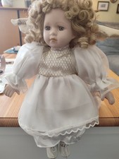 Porzellanpuppe blonder engel gebraucht kaufen  Delingsdorf, Hamfelde, Kasseburg