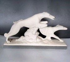 Statue couple chiens d'occasion  Montbrison