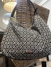 bolsa tommy hilfiger bege comprar usado bolsa tommy hilfiger bege comprar usado Enviando para Brazil