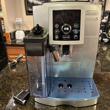 Delonghi ecam23460s magnifica usato  Spedire a Italy