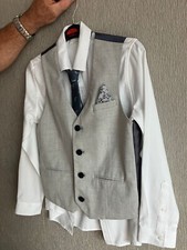 Boys formal suits for sale  BRISTOL