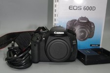 Câmera DSLR Canon EOS 600D 18MP – Tela Articulada, Muito Bom Estado com Bateria e Tampa comprar usado  Enviando para Brazil
