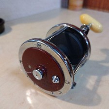 Equipamento de pesca usado molinete de brema marinha pedra caneta comprar usado Equipamento de pesca usado molinete de brema marinha pedra caneta comprar usado  Enviando para Brazil