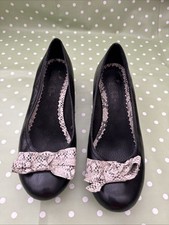 Gluv feet black for sale  HOLYHEAD