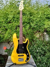 String electric bass for sale  COLCHESTER