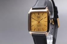 [Quase perfeito/novo cinto] Seiko Dolce 5931-5260 relógio de quartzo masculino vintage mostrador dourado comprar usado  Enviando para Brazil