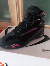Scarpe moto donna usato  Gemonio