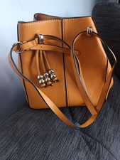 Zara mustard handbag for sale Zara mustard handbag for sale  BISHOP AUCKLAND