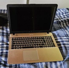 Computer portatile notebook usato  Solferino