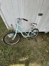Trek women cruiser for sale  Smithville
