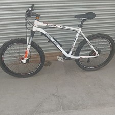 Men mountain bike for sale  NELSON