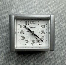 Relógio despertador de quarto SEIKO Aoki prata GID viagem alimentada por bateria comprar usado  Enviando para Brazil