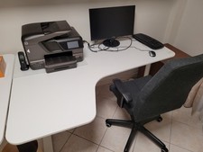 Bureau mélaminé blanc d'occasion  Combs-la-Ville