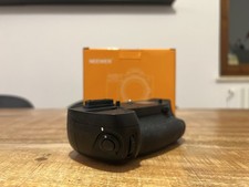 Neewer battery grip usato  Foiano della Chiana