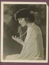 Hedda hopper sherlock usato Hedda hopper sherlock usato  Spedire a Italy