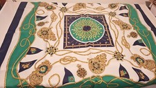 Joli foulard polyester d'occasion  Paillencourt