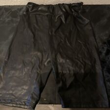 Kurze hose latexoptik gebraucht kaufen  Wehrheim
