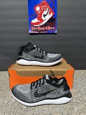 Tênis de corrida feminino Nike Free RN Flyknit 2018 tamanho 5 preto branco 942839-101 comprar usado  Enviando para Brazil