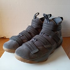 Tênis de basquete Nike Lebron Soldier 11 cinza escuro masculino tamanho 10 comprar usado  Enviando para Brazil