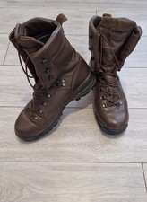 Like new altberg for sale  PORTSMOUTH