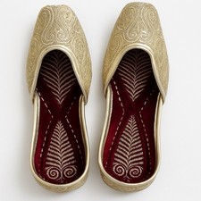Punjabi traditional women for sale  WOLVERHAMPTON