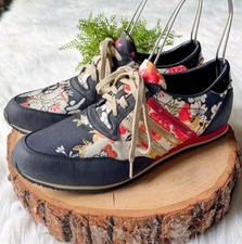 Tênis Feminino ADIDAS Galaxy Elegante Azul Bordado Estampa Floral Tamanho 7 comprar usado  Enviando para Brazil