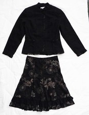 Ensemble jupe veste. d'occasion  Guyancourt