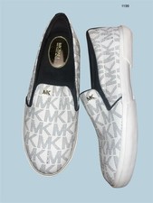 Michael kors boerum for sale  Warren
