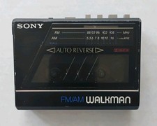 Usado, Fones de ouvido Sony Walkman WM-F77 AM/FM vintage reprodutor de cassete peças ou reparo  comprar usado  Enviando para Brazil