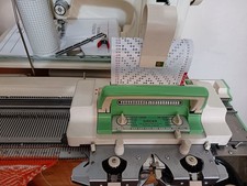 Singer 2400 stitch for sale  GRANTOWN-ON-SPEY