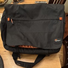 Bolsa Lowepro Messenger tiracolo preta laranja compartimentos acolchoados boa comprar usado  Enviando para Brazil