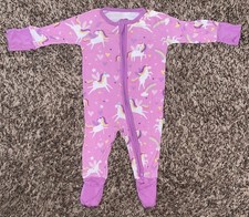 Pijama Little Sleepies recém-nascido unicórnio arco-íris bambu uma peça com zíper comprar usado  Enviando para Brazil