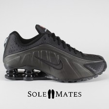 Tênis Nike Shox R4 (GS) 'Triple Black' CW2626-003 Feminino Tamanho 8.5 / Juventude 7 comprar usado Tênis Nike Shox R4 (GS) 'Triple Black' CW2626-003 Feminino Tamanho 8.5 / Juventude 7 comprar usado  Enviando para Brazil