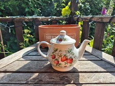 Vintage sadler strawberry for sale  HEREFORD