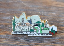 Pins beaux villages d'occasion  Laillé