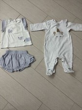 Completo neonata tutina usato  Roma