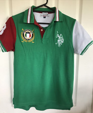 Polo masculino Assn EUA tamanho S Itália 1980 verde vermelho branco motivos bordados comprar usado  Enviando para Brazil