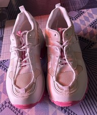 Neuves baskets femme d'occasion  Laventie